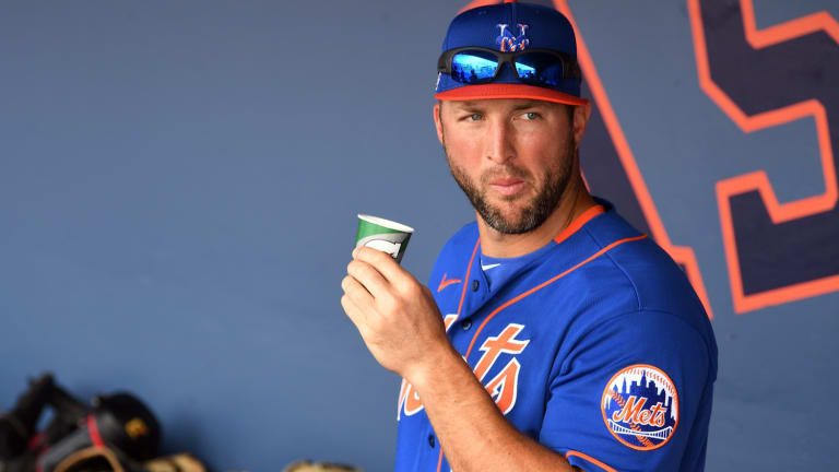 Former Quarterback Turned Baseball Player Tim Tebow Will Now Try Catching Footballs