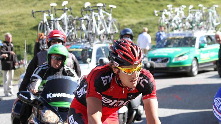 Tour de France Won't Pursue Charges Against That Crash-Inducing, Sign-Wielding Fan
