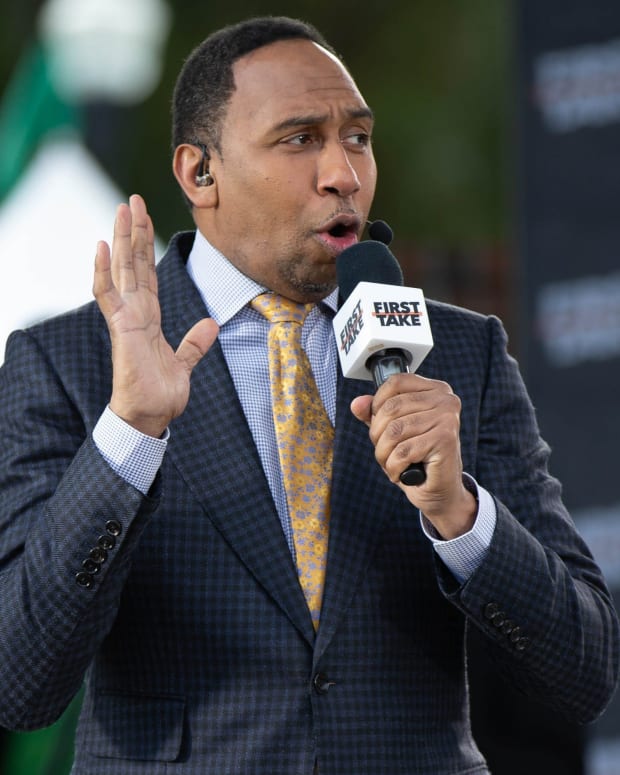 Sports commentator Stephen A. Smith speaks during a live taping of ESPN's \"First Take\" at Florida A&M University. Syndication Tallahassee Democrat