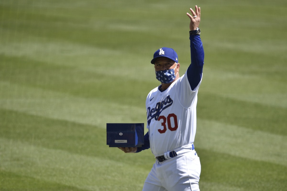 Yo That Dodgers World Series Ring Comes In A Highlight Reel Box En Fuego